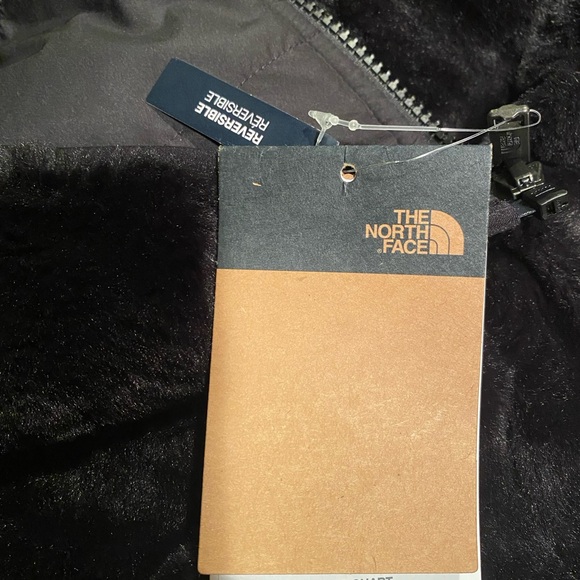 NWT North Face Girls Mossbud Reversible Jacket in Black Warm Classic - Picture 12 of 13